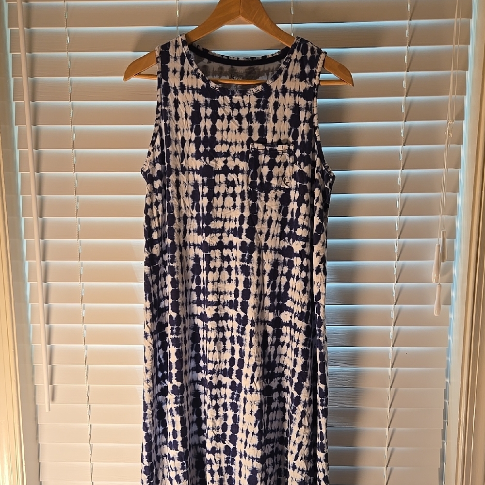 Koolaburra By Ugg Navy and White Sleeveless Tie-Dye Dress